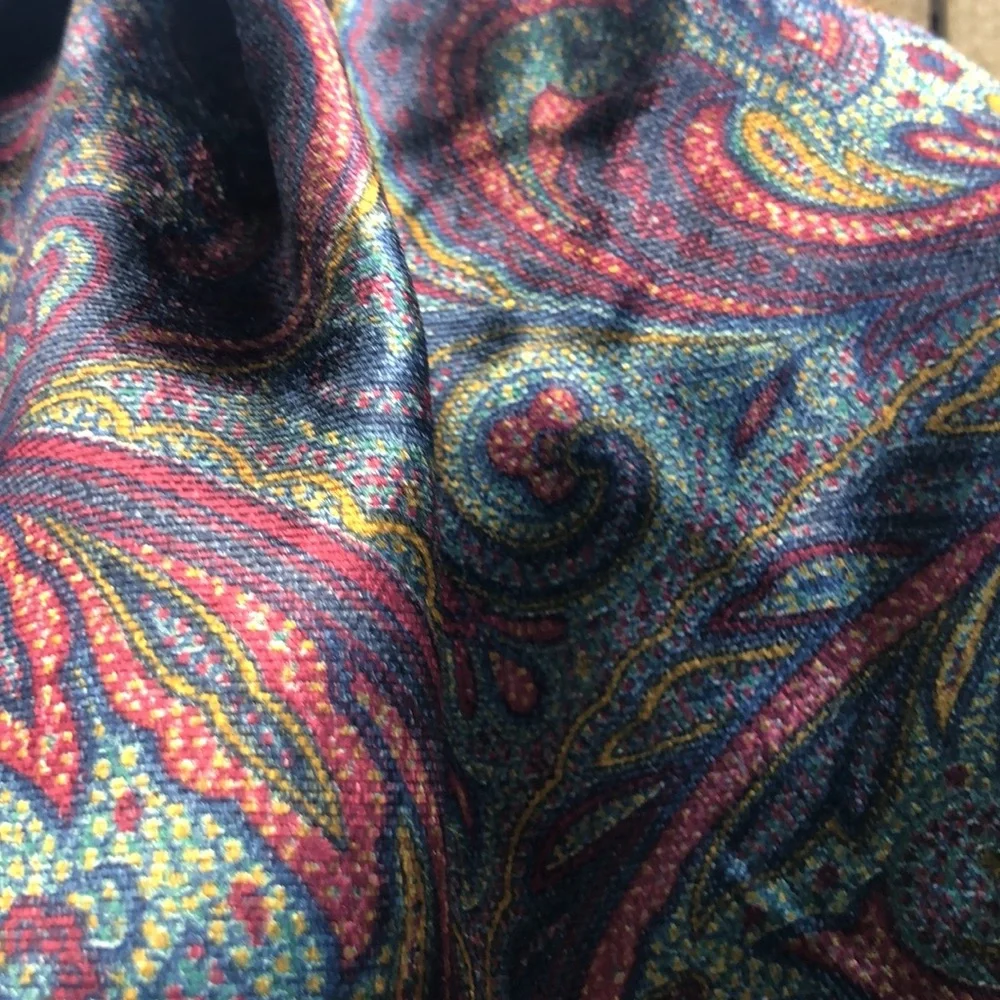 Fashionable Polo by Ralph Lauren Double layered Paisley pattern scarf. Italy